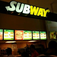 Photo taken at Subway by Gilson Gonçalves S. on 5/1/2013