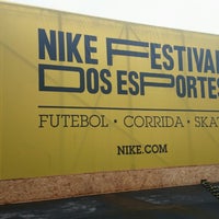 Photo taken at Nike Rio Corre 10k - Retirada de kit by Anderson R. on 11/23/2013