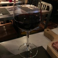 Photo taken at Scarlett Café &amp;amp; Wine Bar by Oscar L. on 1/2/2020