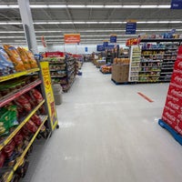 Foto tirada no(a) Walmart por Marco C. em 1/23/2022