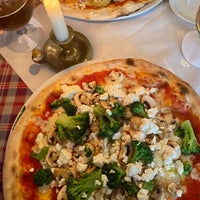 Photo taken at Trattoria Pizzeria Salento by Diana T. on 4/29/2022