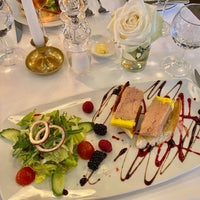 Photo taken at Restaurant Louis Laurent by Diana T. on 4/18/2022