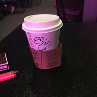 Photo taken at Starbucks by Esin Kübra Ç. on 8/4/2016