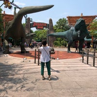 Photo taken at The Lost World | Jurassic Park by TOMY on 8/14/2019