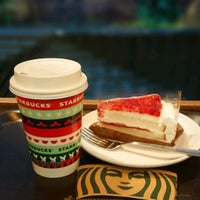 Photo taken at Starbucks by のりぴー on 11/29/2020