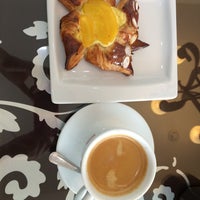 Das Foto wurde bei Di Café &amp;amp; Tienda Gourmet von Madame L. am 12/30/2014 aufgenommen