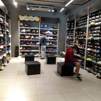 Adidas Store - - 0