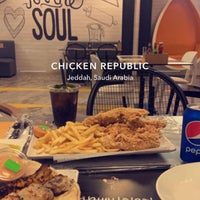 Foto diambil di Chicken Republic oleh Abdulaziz S. pada 2/20/2022