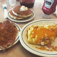 Photo taken at IHOP by Diana O. on 8/2/2015