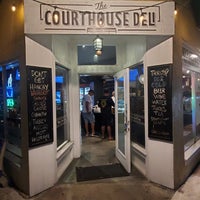 4/7/2024にRCがThe Courthouse Deli &amp;amp; Whit&amp;#39;s Frozen Custardで撮った写真