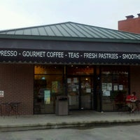 7/3/2011 tarihinde Robert G.ziyaretçi tarafından Java Werks Coffee and Tea'de çekilen fotoğraf