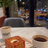4/18/2024 tarihinde Rana 💜ziyaretçi tarafından Legit Cafe ليجت كافيه'de çekilen fotoğraf