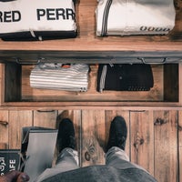 Photo taken at Fred Perry Authentic Shop by 36ee6 on 6/20/2020