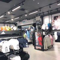 one utama adidas shop