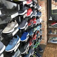 Skechers klcc shop
