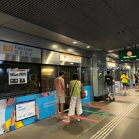 Photo taken at Paya Lebar MRT Interchange (EW8/CC9) by Gilbert G. on 5/28/2022