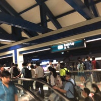 Photo taken at Boon Lay MRT Station (EW27) by Gilbert G. on 3/11/2019