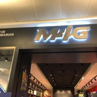 M4g One Utama Video Game Store
