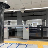 Photo taken at Hibiya Line Ueno Station (H18) by Gilbert G. on 2/2/2023