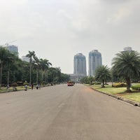 Photo taken at Lenggang Jakarta by Gilbert G. on 11/24/2018