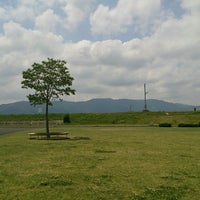 Photo taken at 木曽三川公園グラウンド by 正繁 平. on 5/15/2013