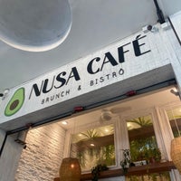 Photo taken at Nusa Café Brunch &amp;amp; Bistrô by Clara C. on 2/11/2023