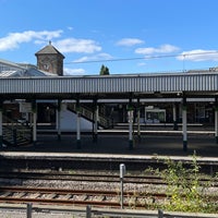 Photo taken at Nuneaton Railway Station (NUN) by Ian P. on 8/19/2022