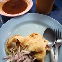 Photo taken at Roti Canai Fairuz No.1 by Sunnie C. on 7/8/2019