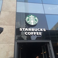 Photo taken at Starbucks by Ulker R. on 9/14/2015