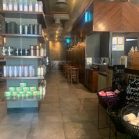 Foto tirada no(a) Starbucks por W3da em 7/1/2023