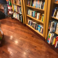 Photo taken at Barbara&amp;#39;s Bookstore by Chris A. on 1/30/2017