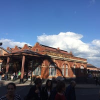 Photo taken at Birmingham Moor Street Railway Station (BMO) by Alaa B. on 8/31/2017