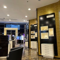 Photo taken at Al-Badr Optical البدر للبصريات by A✨ on 2/24/2021