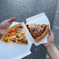 5/7/2022 tarihinde Diba H.ziyaretçi tarafından Pizza Hut'de çekilen fotoğraf