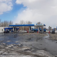 Photo taken at Газпромнефть АЗС № 302 by Nikolay G. on 4/1/2018