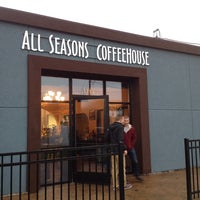 Снимок сделан в All Seasons Coffeehouse пользователем Brody K. 11/30/2013