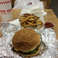 Photo taken at Five Guys by Cristiano F. on 9/15/2016