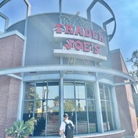 Photo taken at Trader Joe&amp;#39;s by Noriyuki M. on 10/21/2022