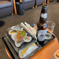 Photo taken at JAL Sakura Lounge by Kai C. on 8/21/2021