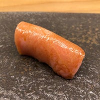 Foto scattata a Ijji sushi da Kai C. il 4/15/2018