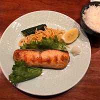 4/9/2018 tarihinde Kai C.ziyaretçi tarafından Sushi Sake'de çekilen fotoğraf