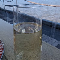 2/19/2024 tarihinde Toshiya J.ziyaretçi tarafından BARCA Pier &amp;amp; Wine Bar'de çekilen fotoğraf