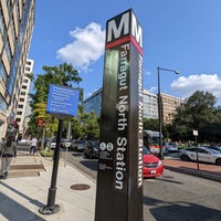 Photo taken at Farragut North Metro Station by Toshiya J. on 9/15/2022