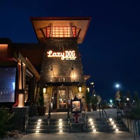 Photo taken at Lazy Dog Restaurant &amp;amp; Bar by Grecia I. on 8/17/2020