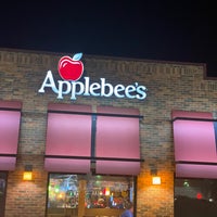 Photo taken at Applebee&amp;#39;s Grill + Bar by Grecia I. on 11/19/2020