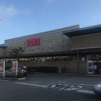 Photo taken at VONS by Nicole 🏄🏽‍♀️ ☀. on 6/30/2018