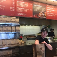 Photo taken at Chipotle Mexican Grill by Nicole 🏄🏽‍♀️ ☀. on 1/30/2017