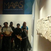 Photo taken at Exposicion Mayas: Revelación de un tiempo sin fin. by Edgar E. on 4/28/2014