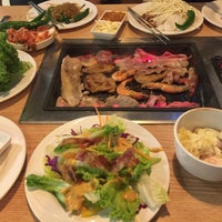 Photo taken at Ssikkek Korean BBQ Restaurant by Thet Htar O. on 5/16/2016