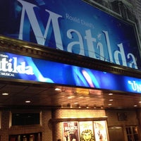 รูปภาพถ่ายที่ Shubert Theatre โดย A G. เมื่อ 5/2/2013